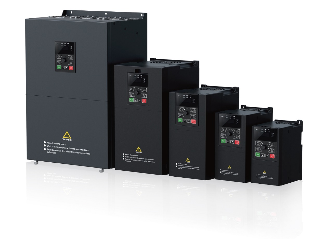Помпен соларен контролер Voltronic Power iMaster 2.2KW PC10-2.2G-T4 - input:3PH